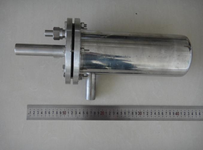 产品描述结构原理冷却器由内螺旋管,外螺旋管组成.